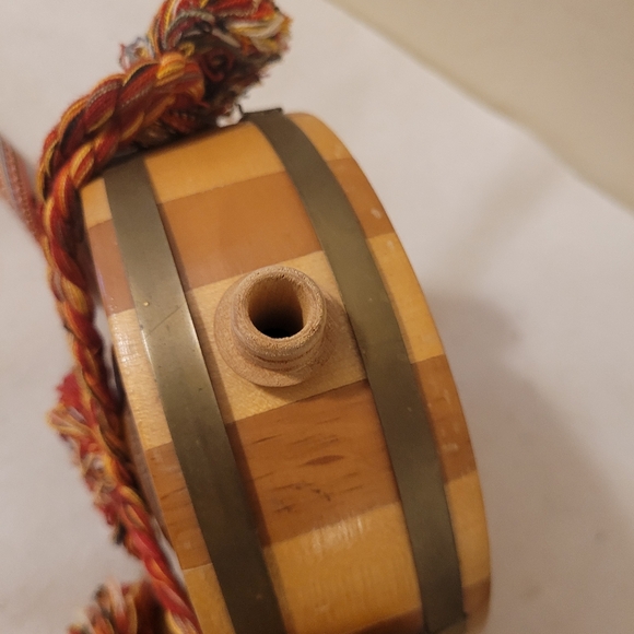 Vintage Wooden Flask Drinking Vessel Antique Hand Carved Wooden Flask w/Strap - Picture 8 of 16